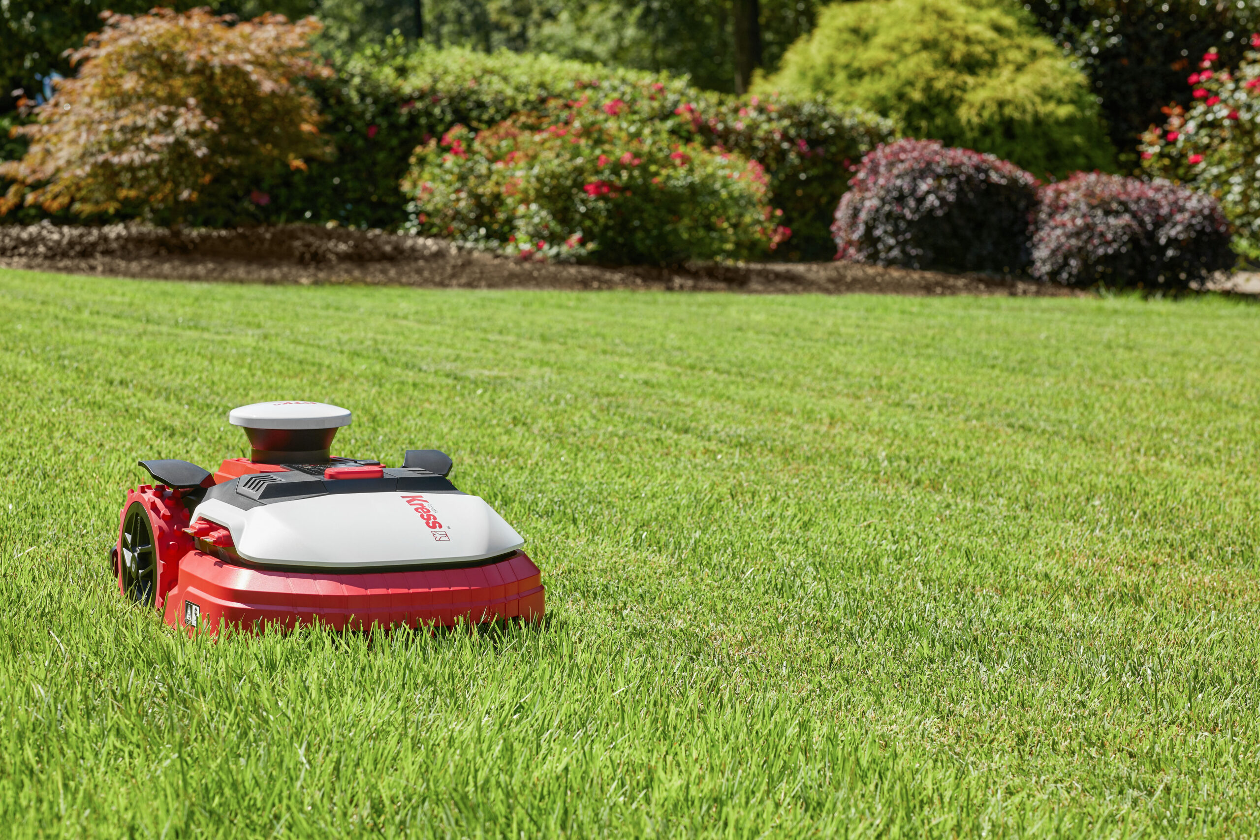 Kress_RoboticMower_52 Kress Rasenmähroboer
